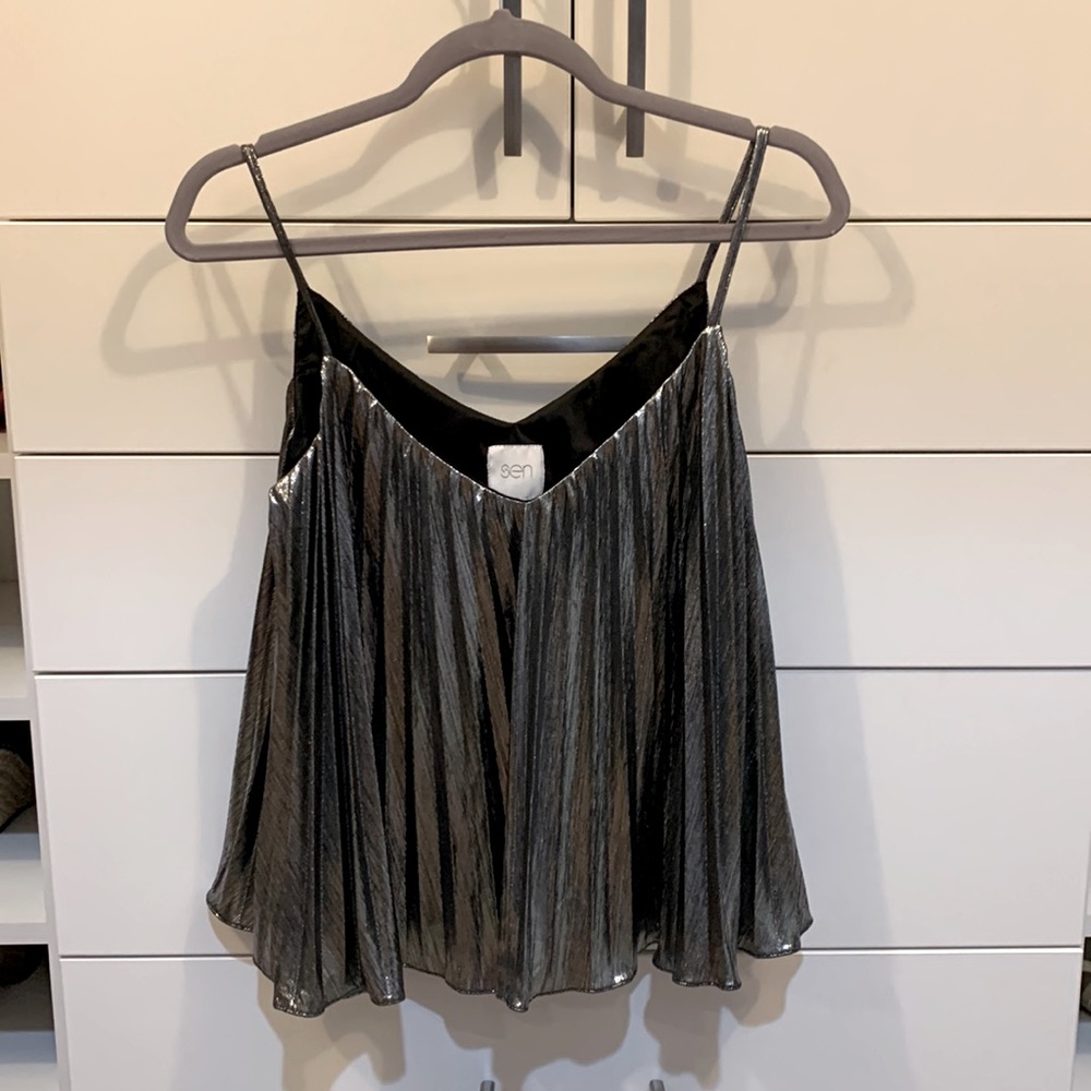 Sen Silver Going Out Flowy Babydoll Top